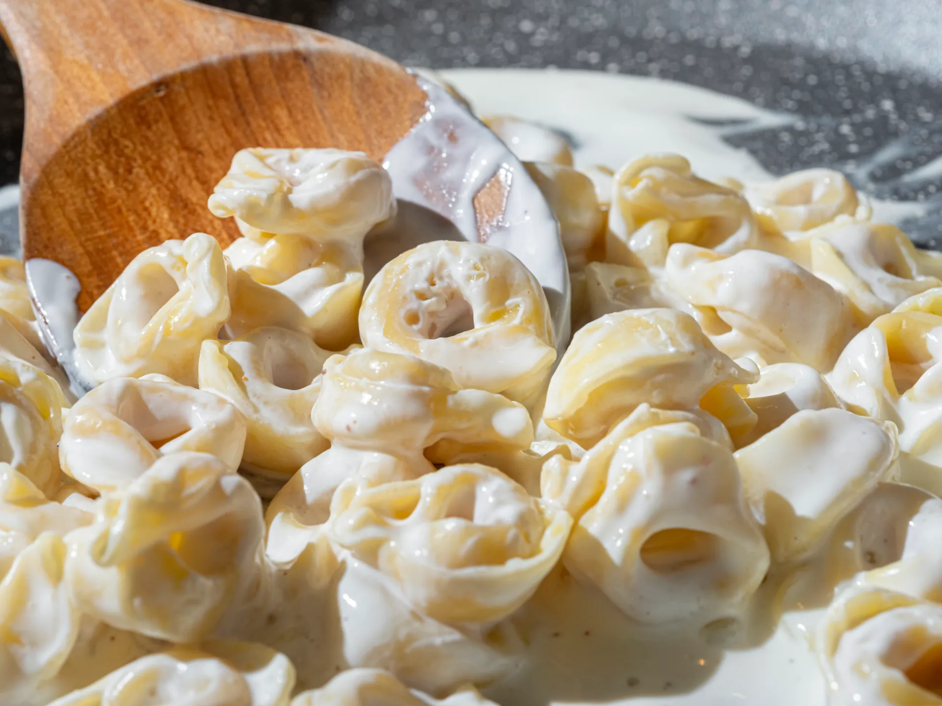 Abbinamento gastronomico per Tenuta Monteveglio Colli Bolognesi Pignoletto DOCG Semi-Sparkling